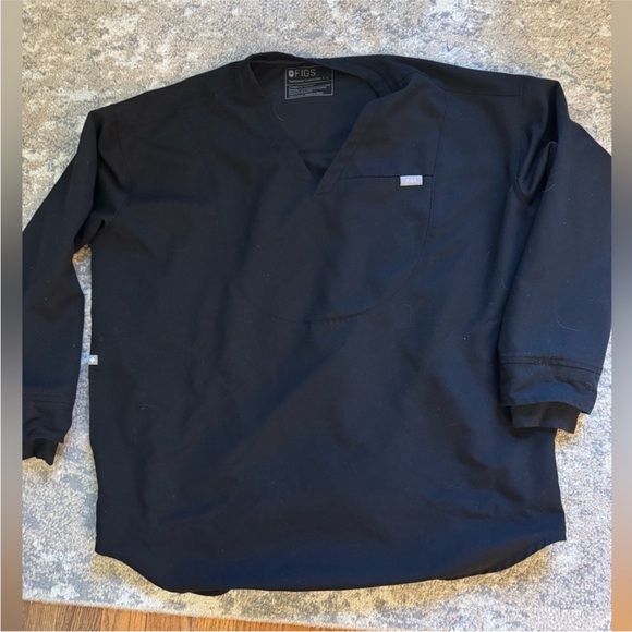 Figs black long sleeve Halle scrub top - Picture 1 of 2